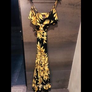 Wrap around and tie dress size small